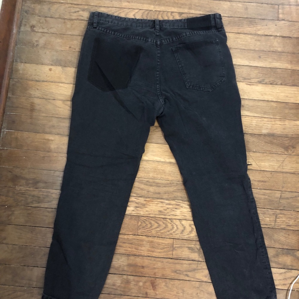 Black ripped boyfriend jeans